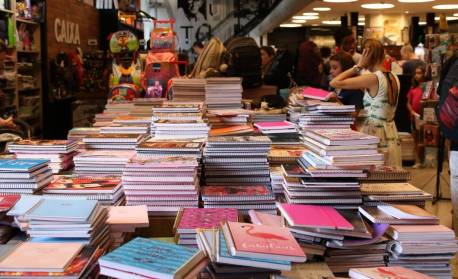 Pesquisa é fundamental para reduzir despesas com material escolar