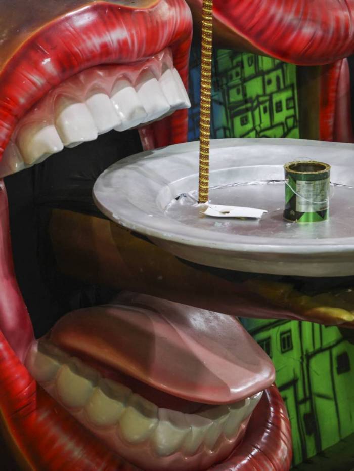 Rio, 22/01/2020 - ESPECIAL - Carnaval 202. Detalhe do carro da Mocidade Independente de Padre Miguel Cidade do Samba . Gamboa, Centro do Rio. Foto: Ricardo Cassiano/Agencia O Dia