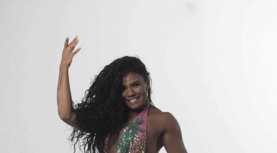 Evelyn Bastos, Rainha de Bateria da Mangueira