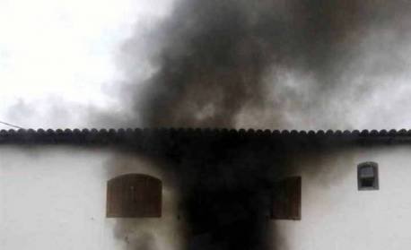 Homem é condenado a 80 anos de prisão por matar filhos da companheira em incêndio criminoso