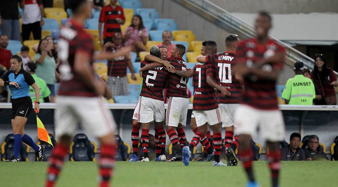 Rio de Janeiro - 25/01/2020 - Jo&atilde;o Lucas do Flamengo comemora seu gol durante partida contra a equipe do Volta Redonda no estadio do Maracana valido pelo Taca Guanabara. Foto: Luciano Belford/agencia O Dia
