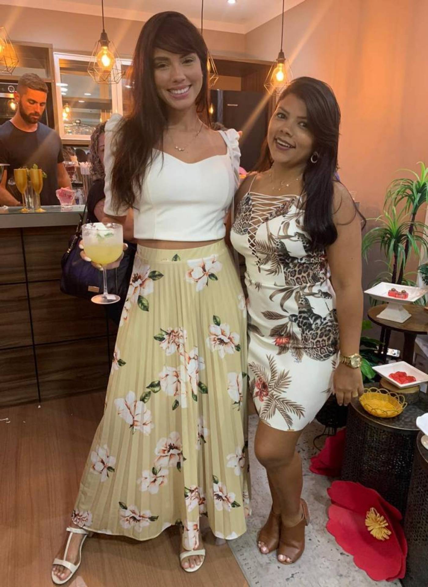 A digital influencer Janiellen Lopez marcou presença no evento