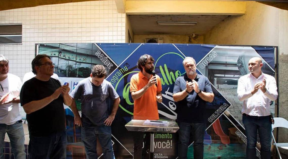 Prefeito Samuca Silva assinou, neste sábado, dia 25, a ordem de serviço no valor de R$ 2,5 milhões - Divulgação