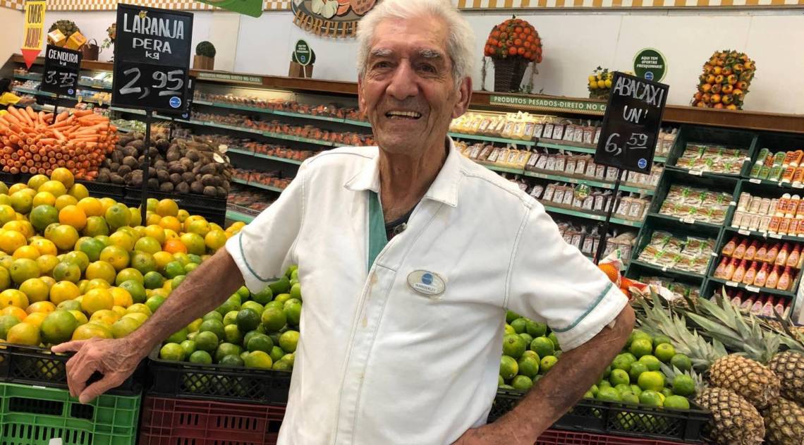 Wanderley Salim, de 82 anos, é o funcionário mais idoso do Prezunic