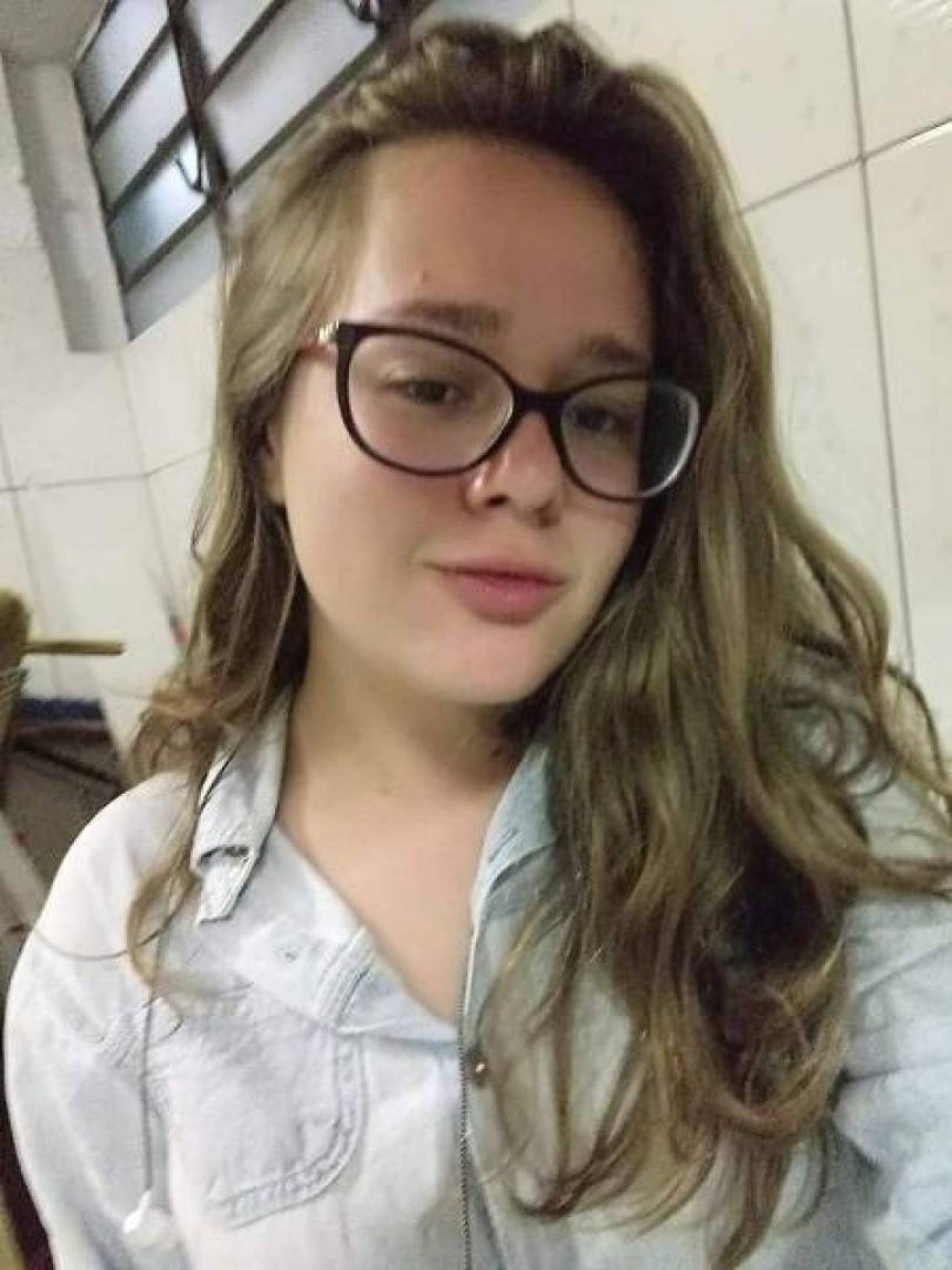 Corpo de Layane Aparecida da Silva, 19, foi encontrado seminu - Reprodução