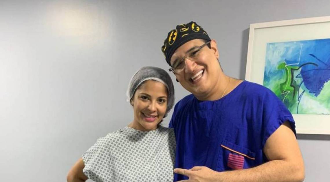 Gyselle Soares e o cirurgi&Atilde;&pound;o Carlos Tajra