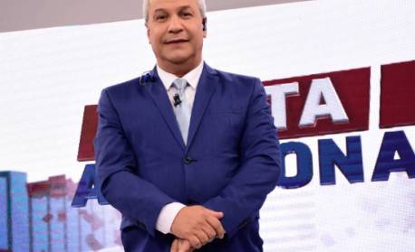 Após ser chamado de homofóbico, Sikêra Jr. processa ex-jogador