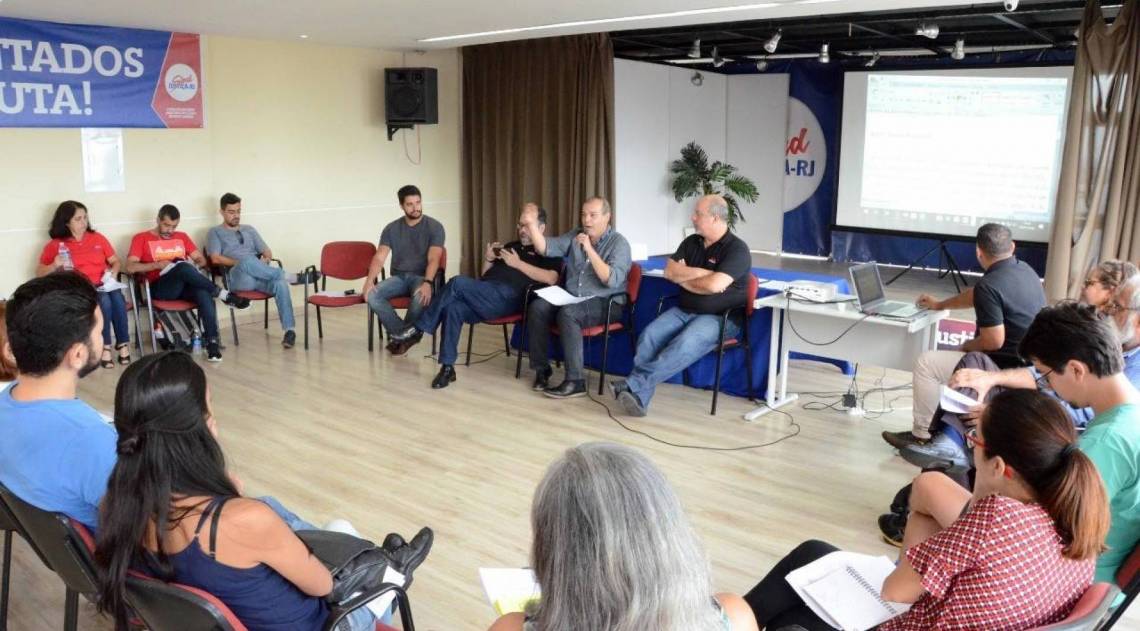 Reunião no Sindjustiça teve a presença de representantes de diversas entidades