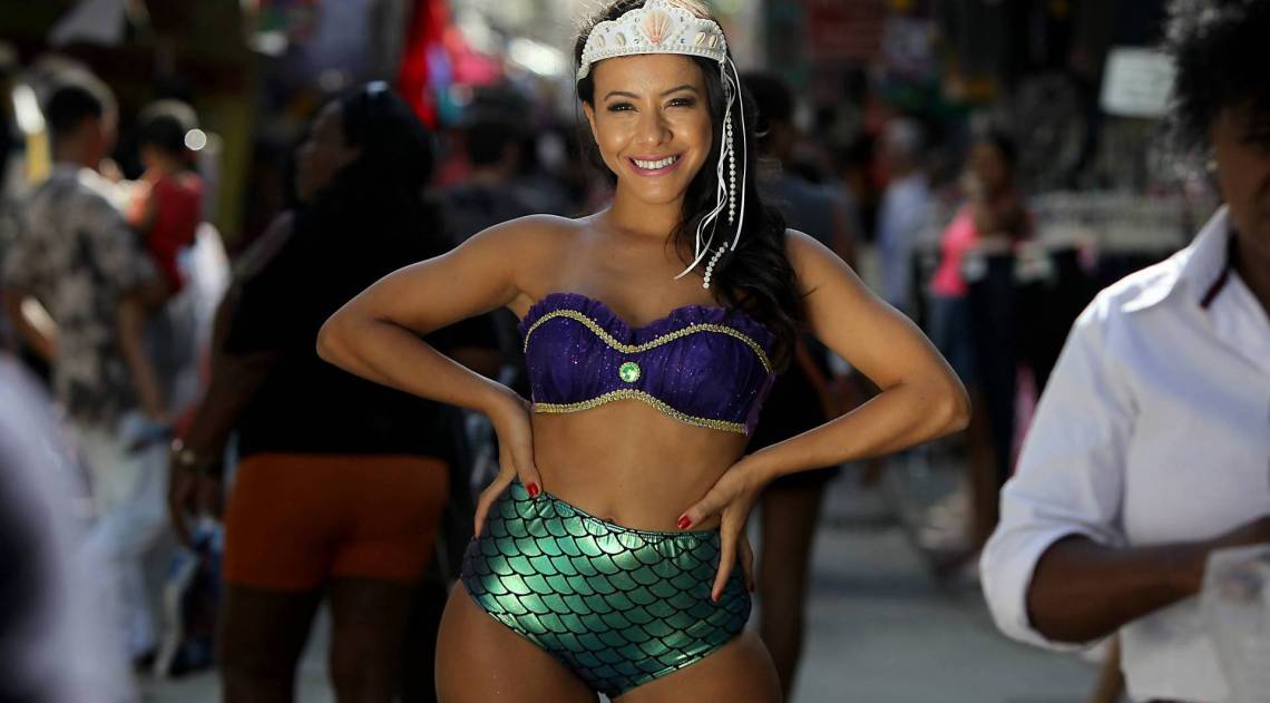Rio de Janeiro 31/01/2019 - Ensaio tema de Carnaval com a modelo Juliana no SAARA. Foto: Luciano Belford/Agencia O Dia