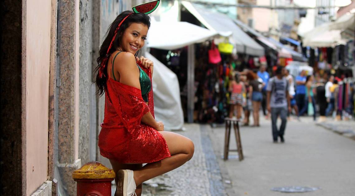 Rio de Janeiro 31/01/2019 - Ensaio tema de Carnaval com a modelo Juliana no SAARA. Foto: Luciano Belford/Agencia O Dia