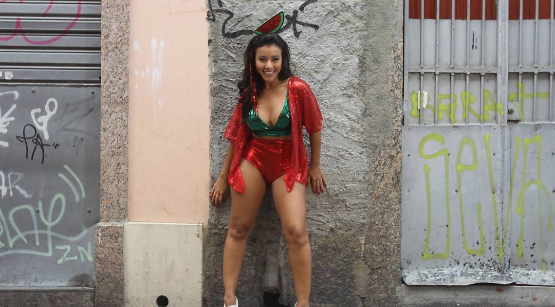Rio de Janeiro 31/01/2019 - Ensaio tema de Carnaval com a modelo Juliana no SAARA. Foto: Luciano Belford/Agencia O Dia