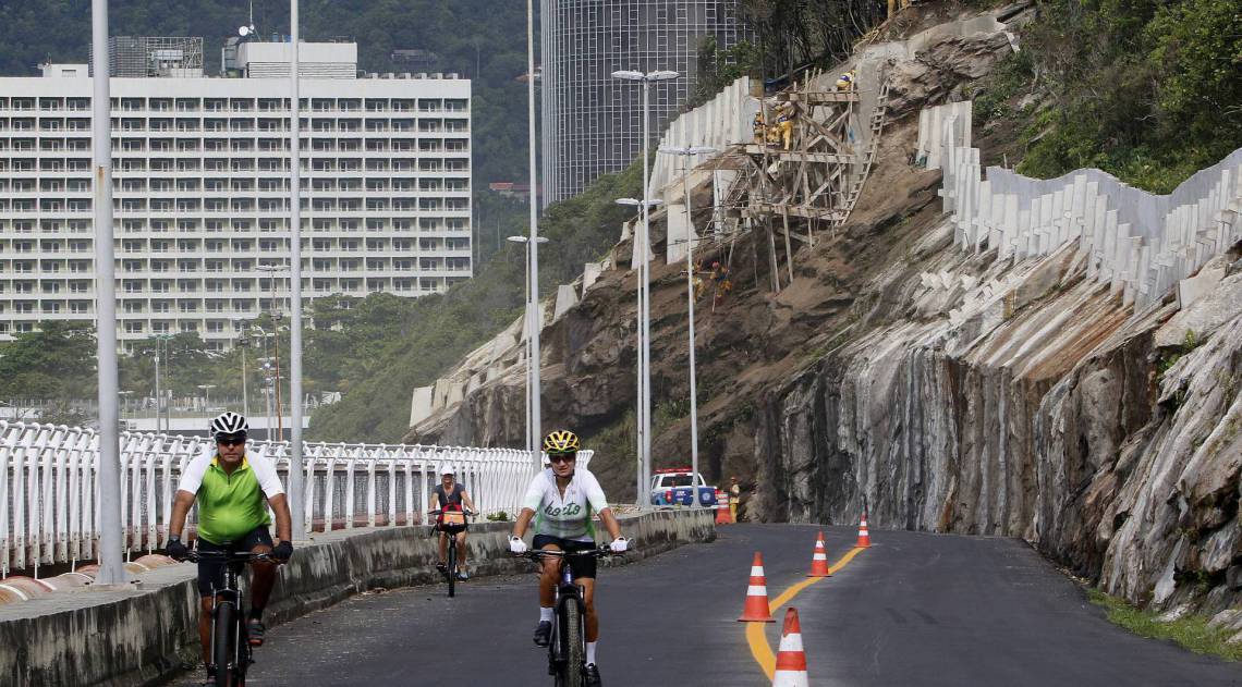 Rio de Janeiro - RJ  - 31/01/2020 - Prefeito Marcelo Crivella fala sobre as obras na Avenida Niemeyer, na manha de hoje - Foto Reginaldo Pimenta / Agencia O Dia