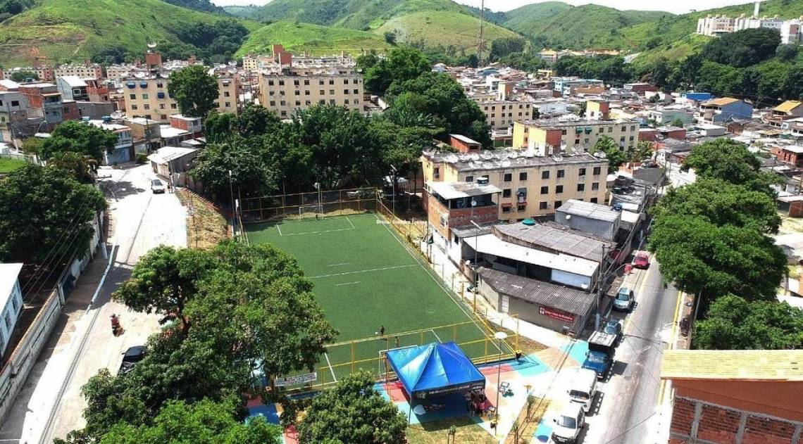 Programa Orgulho de Volta entrega pra a no bairro Santa Cruz