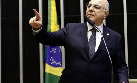 Relator das debêntures de infraestrutura acata IR de 25% para residentes em paraíso fiscal