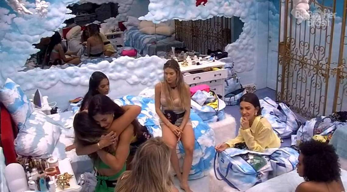 Mari Gonzalez chora ap&oacute;s ouvir sobre suposto plano dos homens