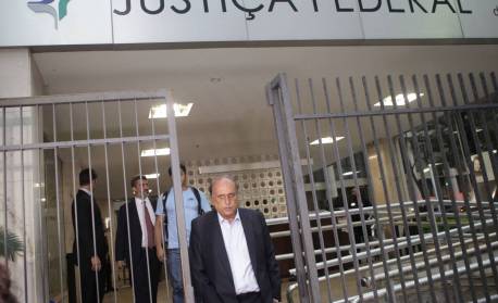 Luiz Fernando Pezão é absolvido de acusação sobre corrupção em esquema da Lava Jato