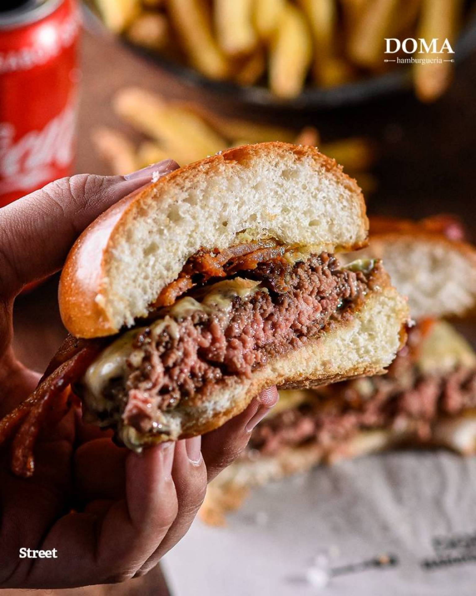 Doma Hamburgueria fica na Vila São Luis, em Duque de Caxias