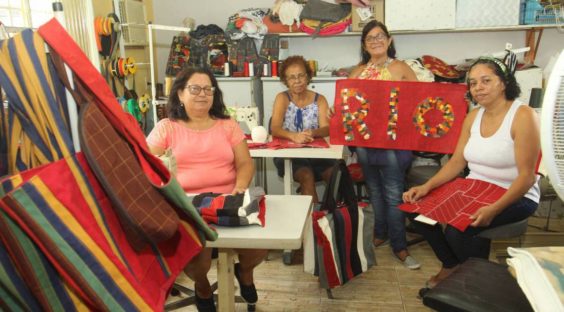 Rio de Janeiro 06/02/2020 - Artesar de Ponto Chic. Estefan Radovicz / Agencia O Dia