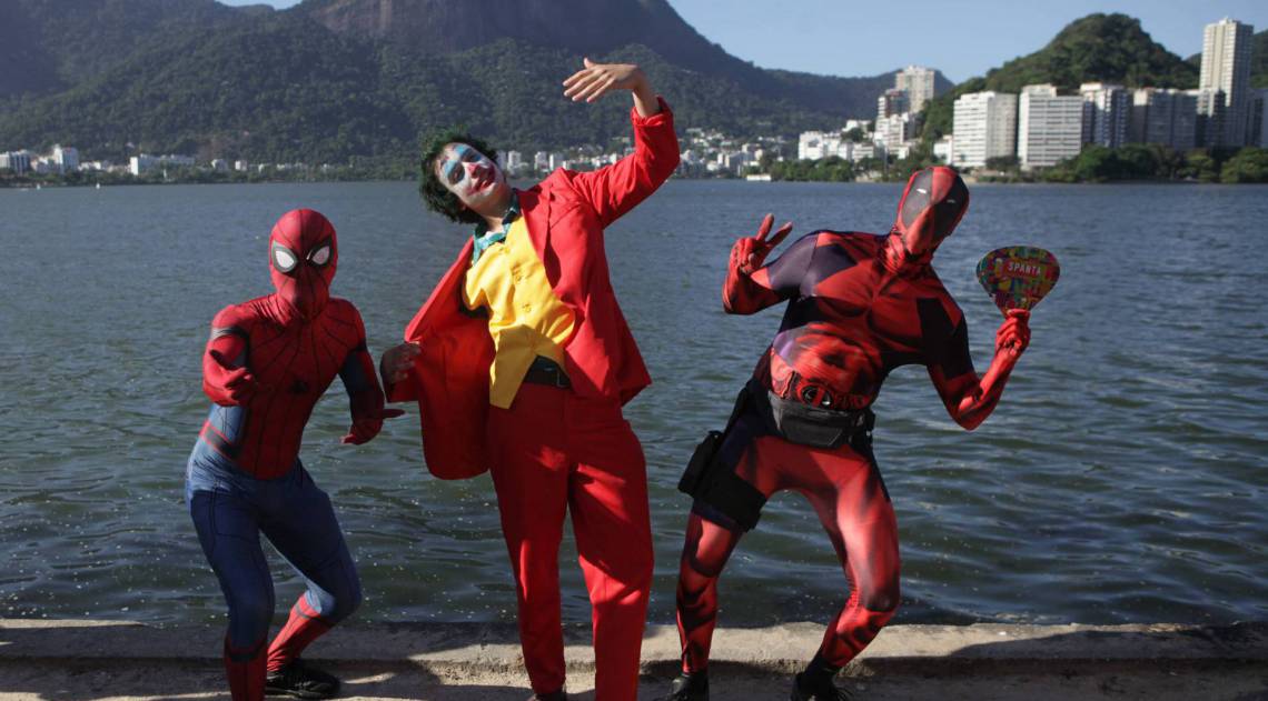 Rio, 08/02/2020  - Carnaval 2020, Bloco Banda Spanta Nenem. Lagoa Rodrigo de Freitas. Zona Sul do Rio. Foto: Ricardo Cassiano/Agencia O Dia