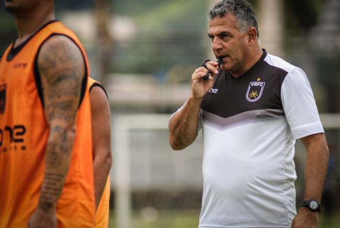 Luizinho Vieira destaca a importância de uma partida sem erros 