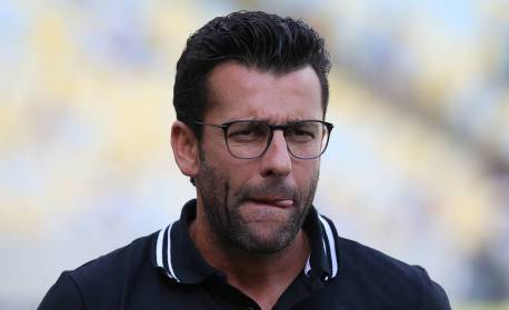 Ex-técnico de Botafogo e Vasco nega rumores após demissão do Cuiabá: 'Falta de respeito'