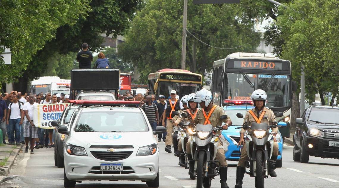 Autoridades municipais do Rio de Janeiro elaboram novo canal de intera&ccedil;&atilde;o para aviso de aglomera&ccedil;&otilde;es na cidade - Estefan Radovicz / Agencia O Dia
