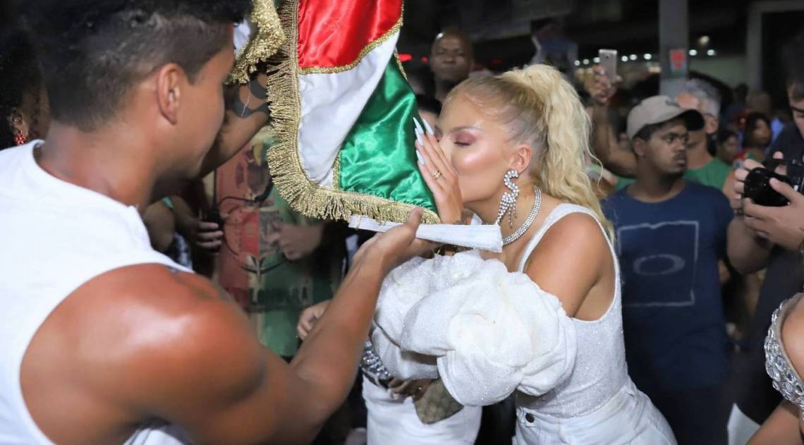 Luísa Sonza, Pocah e David Brazil participam de ensaio da Grande Rio