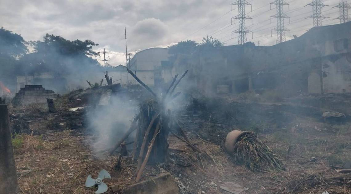 No local, era possível ver focos de incêndio  - Disque-Denúncia / Divulgação