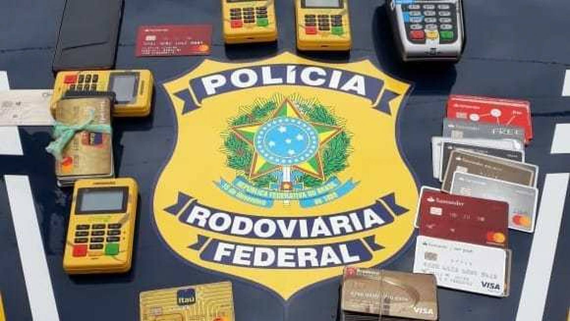 PRF prende grupo com cartões clonados na Dutra