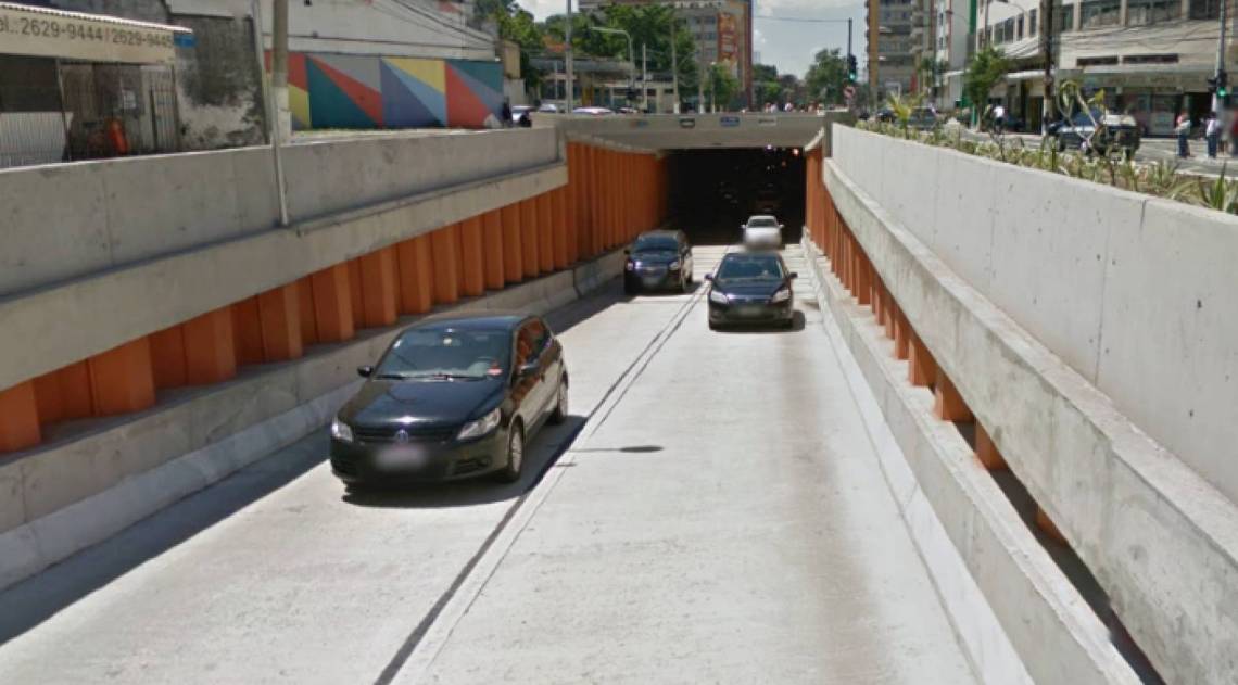 A alteração, que durará duas semanas, pretende compensar a interdição de uma faixa da avenida para realização de obras de drenagem - Divulgação / Nittrans