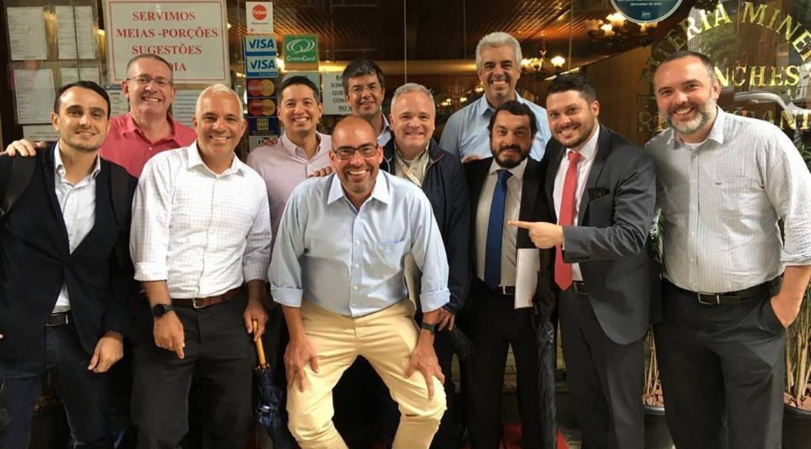 Membros do SóFLA se reúnem no dia seguinte à renúncia de Wallim Vasconcellos - Divulgação