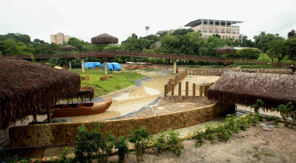 De barco, visitantes poderão participar de um safári no novo zoológico
