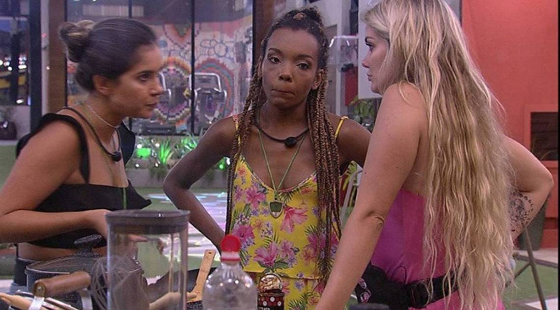 Gizelly, Thelma e Marcela