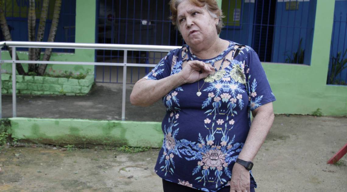 Rio,12/02/2020- PARACAMBI,Bairro Ponte Coberta, Especial ,Despejo de esgoto in natura na Bacia do Rio Guandu,na foto. Diretora da Escola Municipal Ponte Coberta, Inaercia Carvalho .Foto: Cleber Mendes/AgÃªncia O Dia