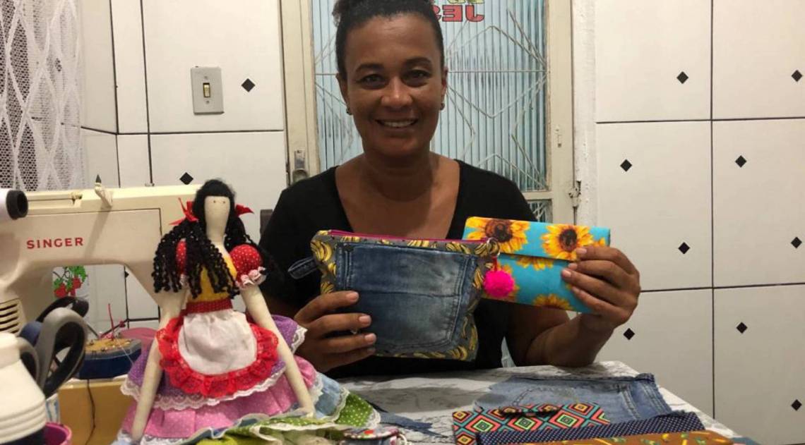 Silvana Diaz decidiu se formalizar como MEI após ficar desempregada. Artesanato virou fonte de renda - Arquivo Pessoal 