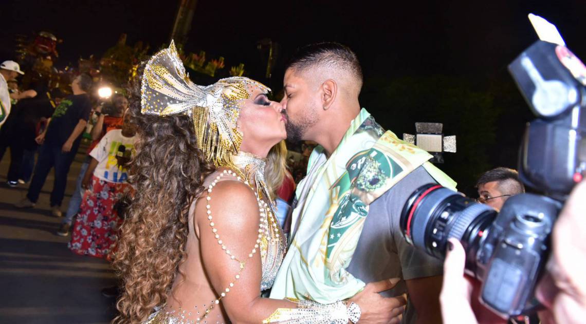 Viviane Araújo no ensaio técnico da Mancha Verde no Sambódromo do Anhembi, em São Paulo