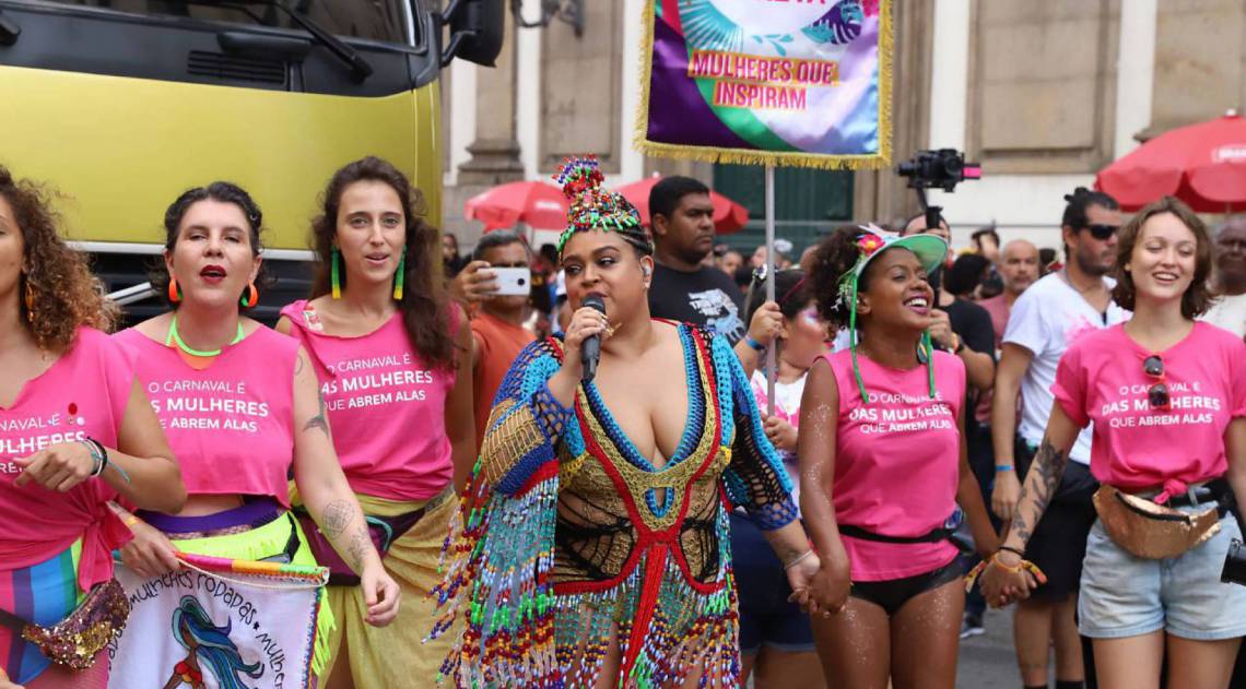 Bloco da Preta anima foliões no Centro do Rio