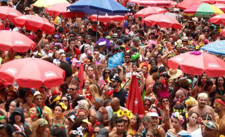 Saiba as doenças transmissíveis pelo beijo