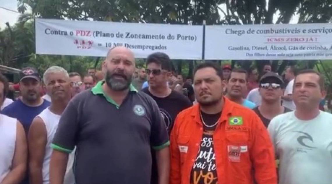 Presidente do Sindicam, Alexsandro Viviani, ao lado do diretor do Sindipetro-LP, Fábio Mello - Reprodução Facebook