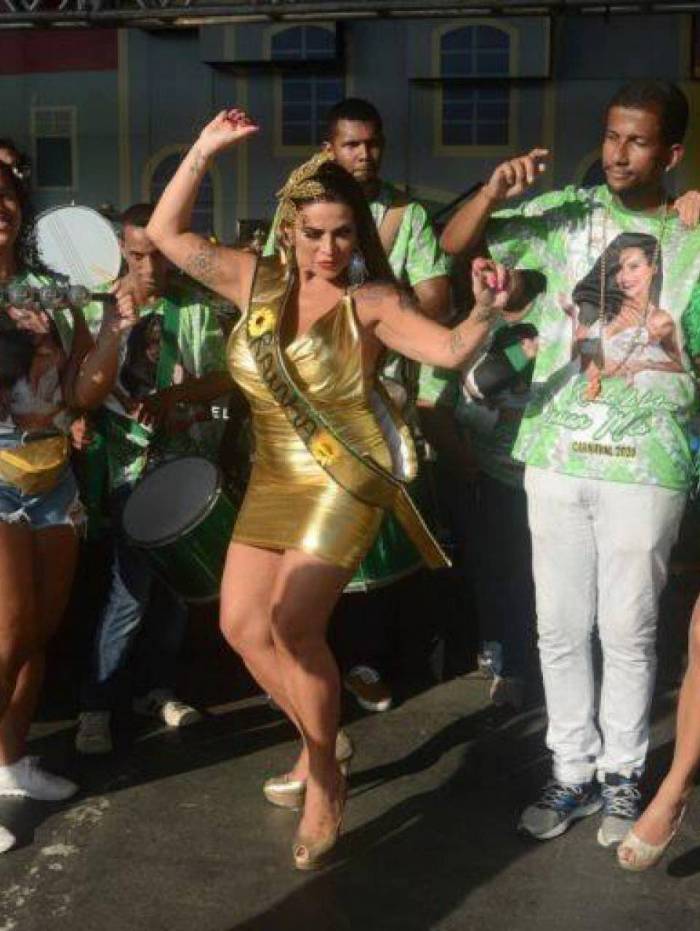 Solange Gomes &eacute; coroada na Feira de S&atilde;o Crist&oacute;v&atilde;o