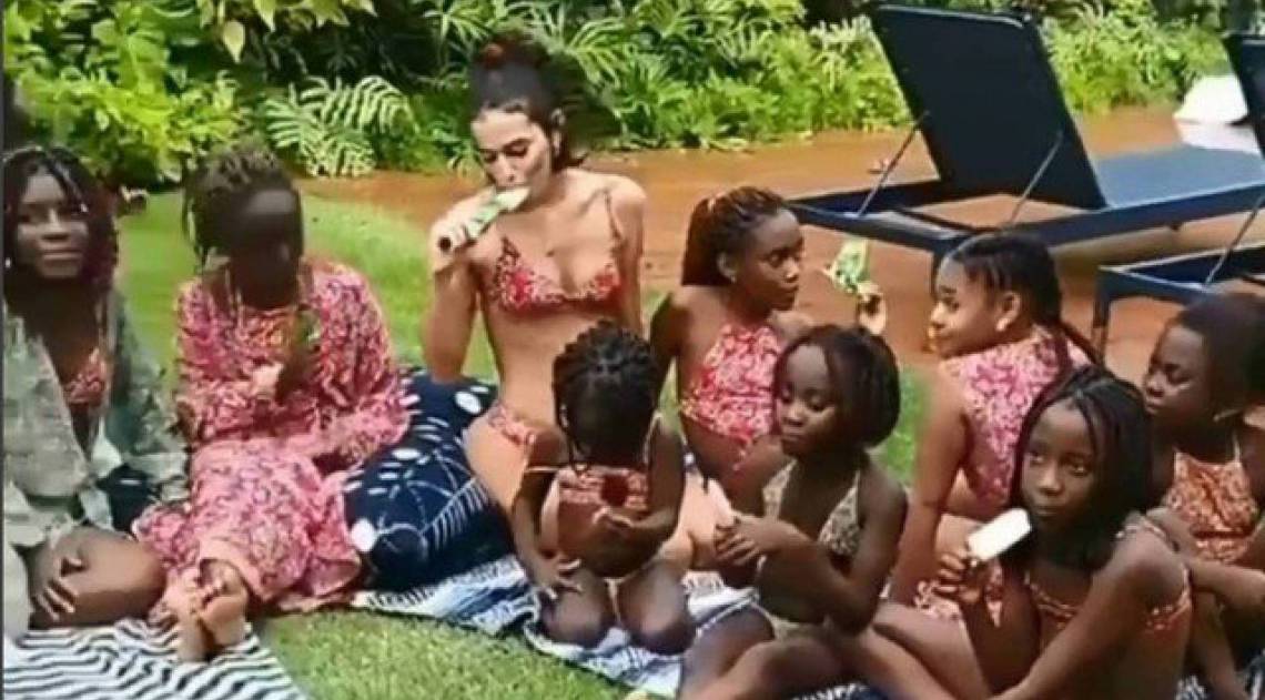 Bruna Marquezine recebe crian&ccedil;as refugiadas em casa - Reprodução Internet