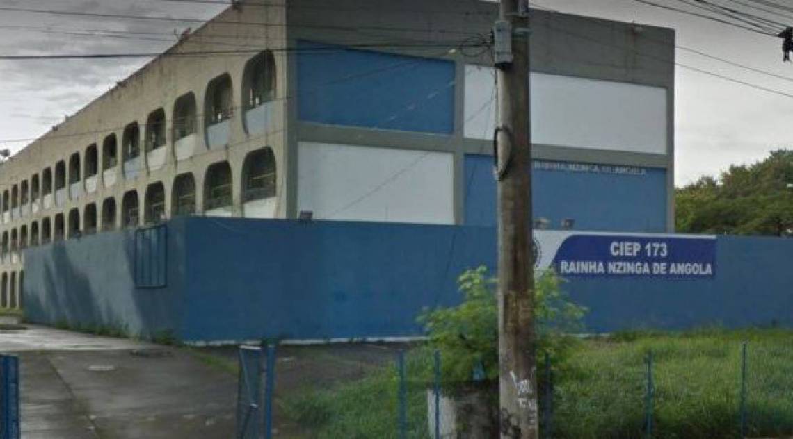 O caso aconteceu no Ciep Rainha Nzinga de Angola, em Acari - Reprodução | Google Street View