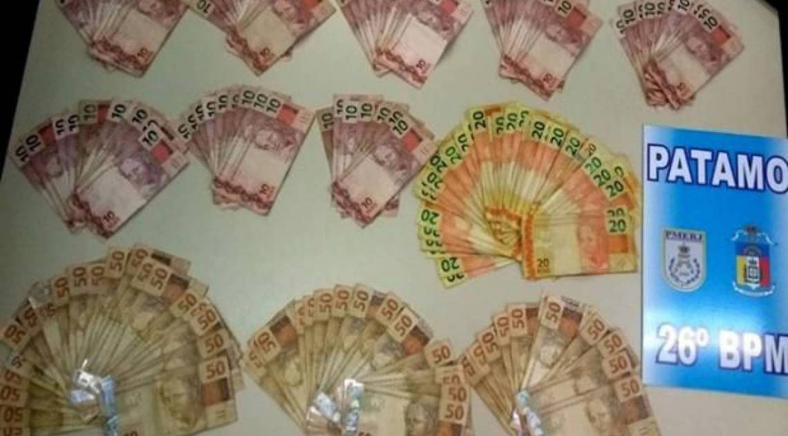 Policiais já deram início à investigação que pode revelar a procedência do dinheiro - Divulgação/Polícia Militar