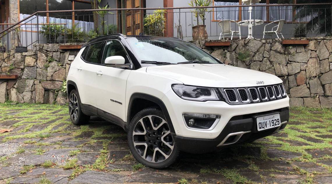 Versão Limited vem equipada de série com seis airbags, controles de tração, estabilidade e controle de partida em rampa