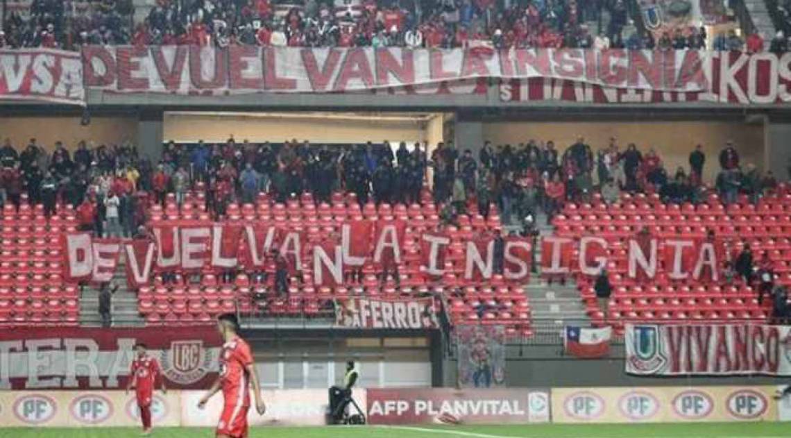 Torcida do Unión La Calera promete protesto contra diretoria pela mudança do escudo, em janeiro de 2019 - Divulgação