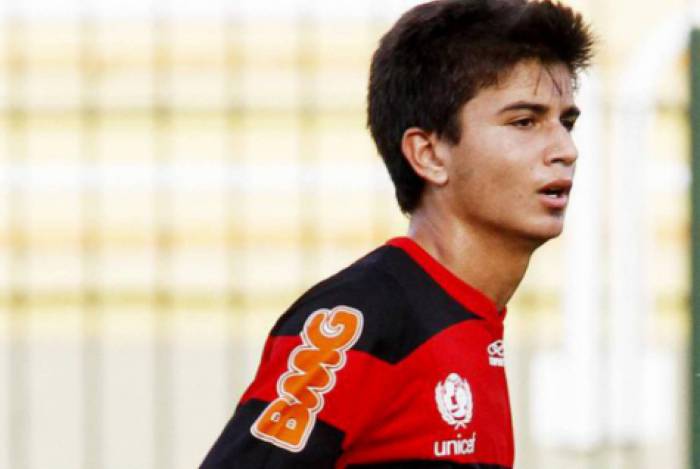 Mattheus, filho de Bebeto, foi revelado pelo Flamengo