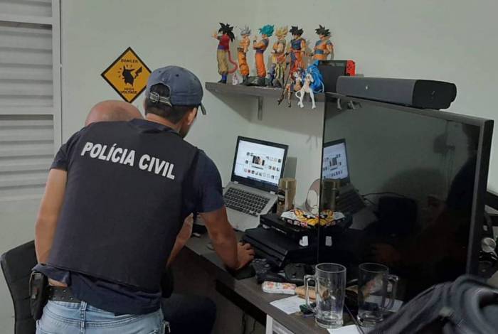 Polícia Civil cumpre mandado de busca e apreensão em Londrina, no Paraná