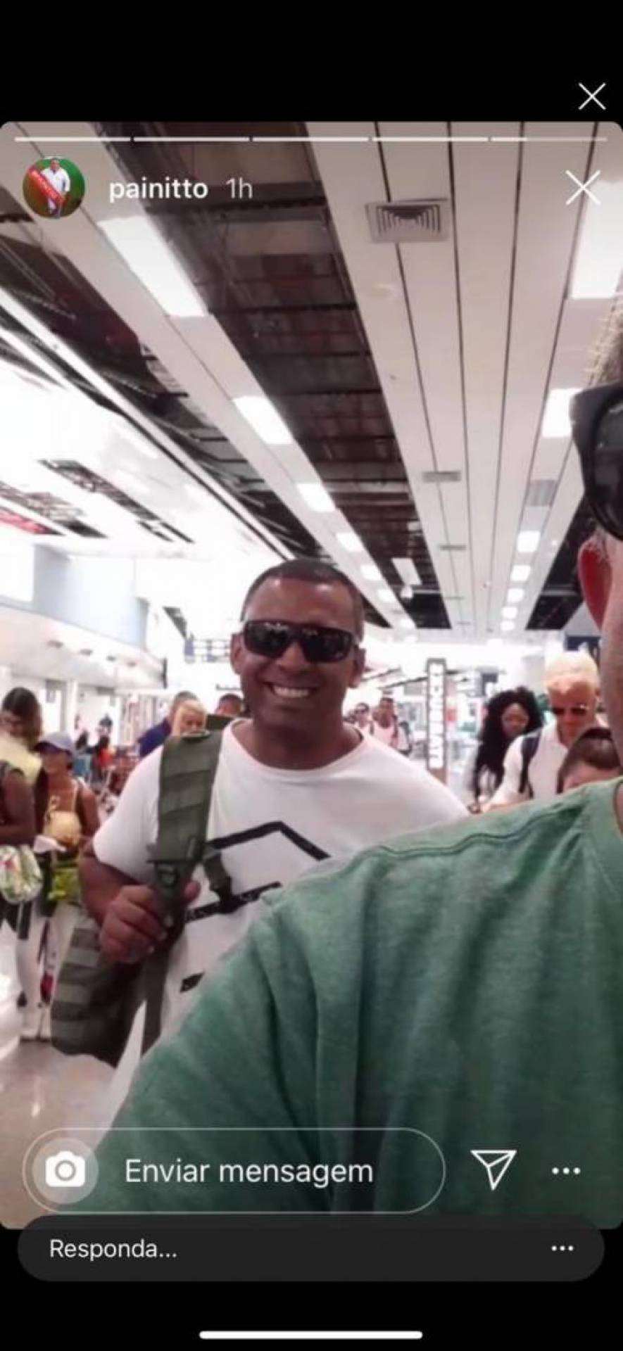 Felipe Terra viaja para passar o Carnaval em Salvador 