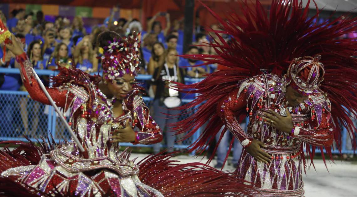 Est&aacute;cio foi a primeira escola a desfilar neste domingo
