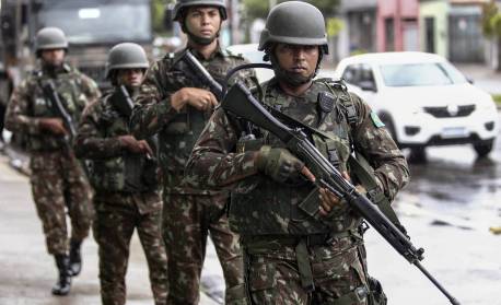 Exército aponta fragilização da segurança com medida que reduz controle de armas
